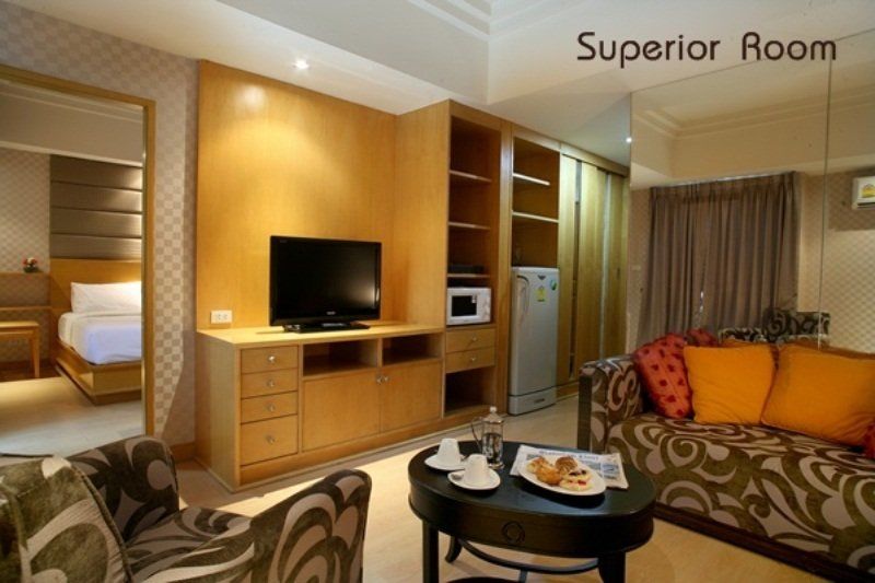 Twothree A Homely Hotel - Sha Extra Plus Bangkok Eksteriør bilde